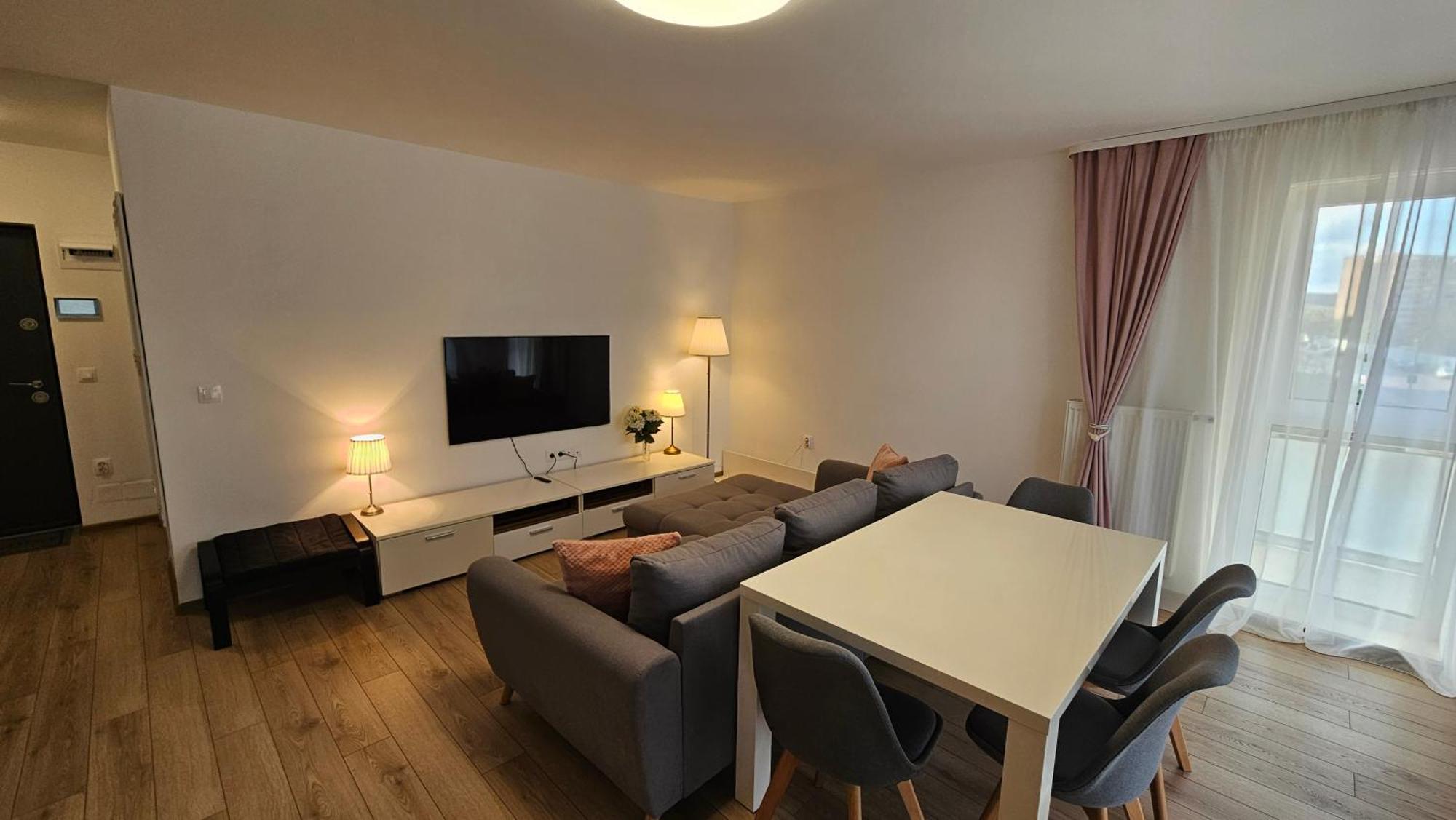 Goldmaurer Apartment Targu-Mures Bagian luar foto