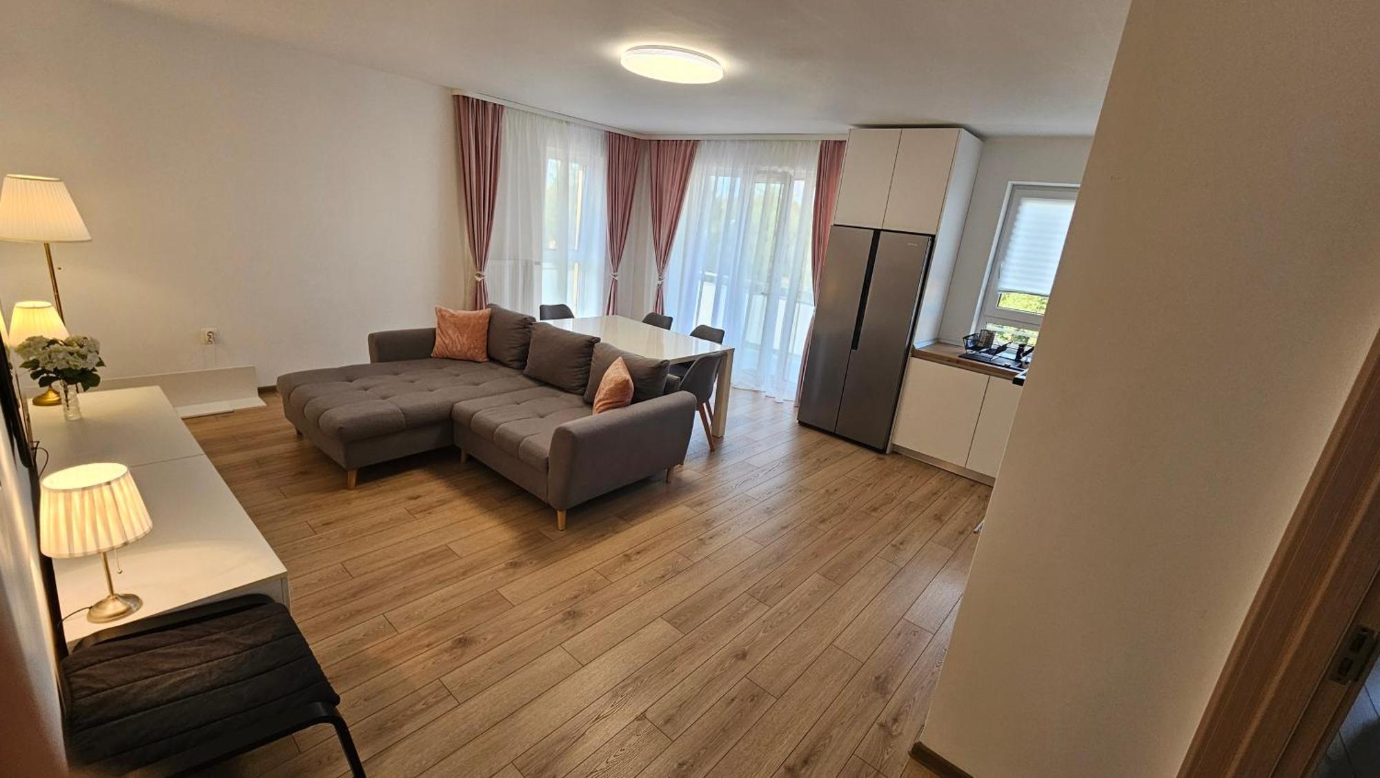 Goldmaurer Apartment Targu-Mures Bagian luar foto